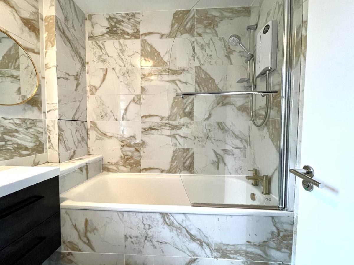 Beautiful 3-Bed Apartment At Swiss Cottage London Luaran gambar